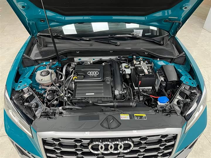 Фото 19 - Audi Q2L