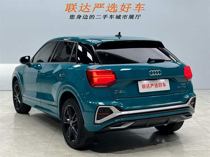 Фото 22 - Audi Q2L