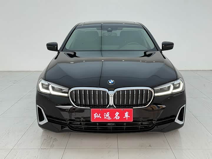 Фото 2 - BMW 5 Series