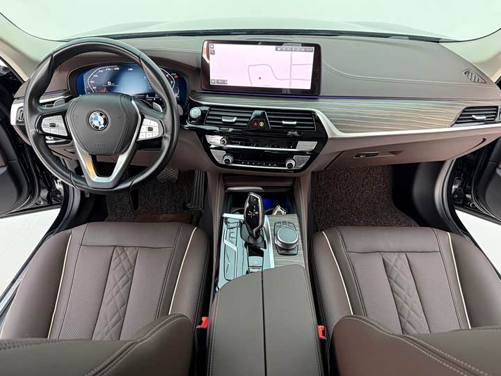 Фото 8 - BMW 5 Series