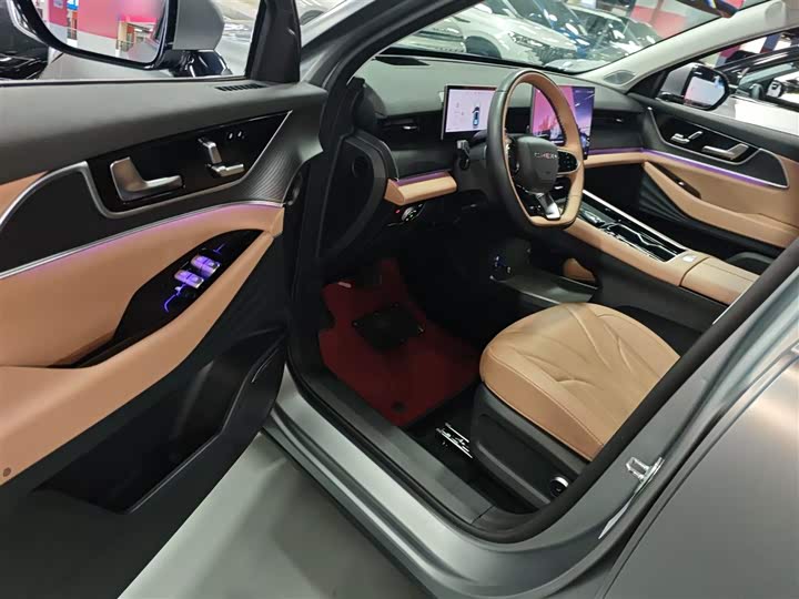 Фото 16 - Chery Tiggo 8L