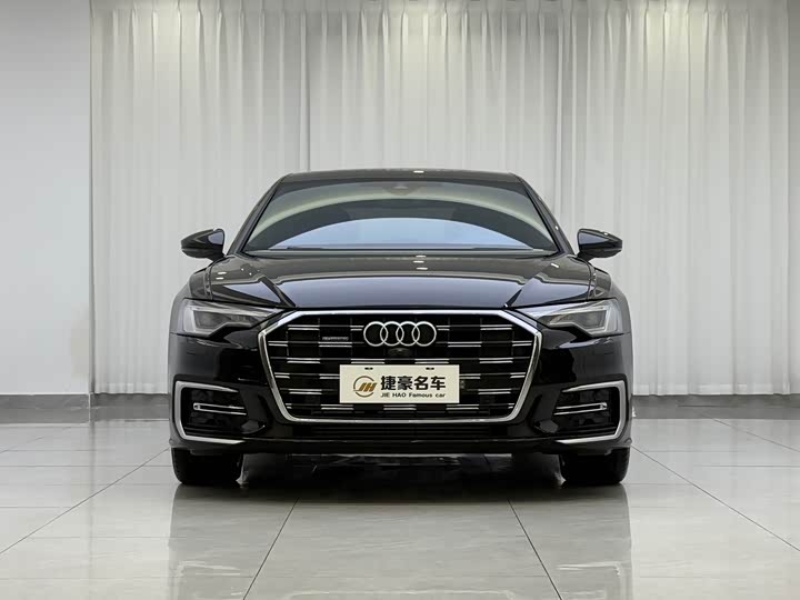 Фото 2 - Audi A6L