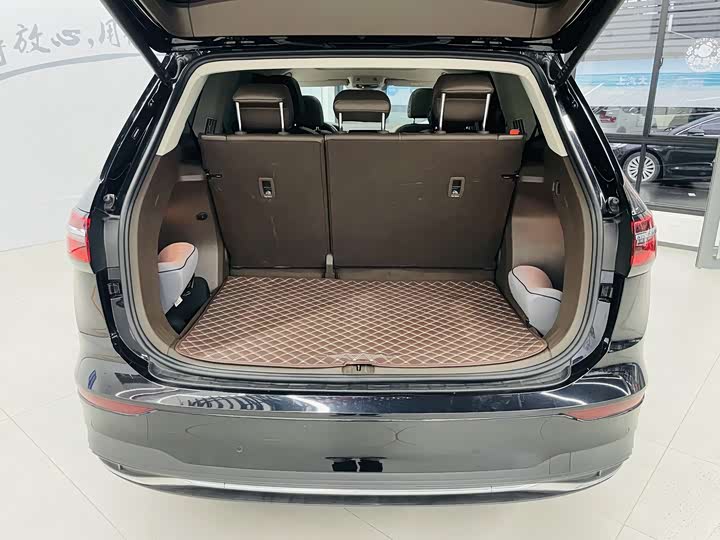 Фото 11 - Volkswagen Viloran