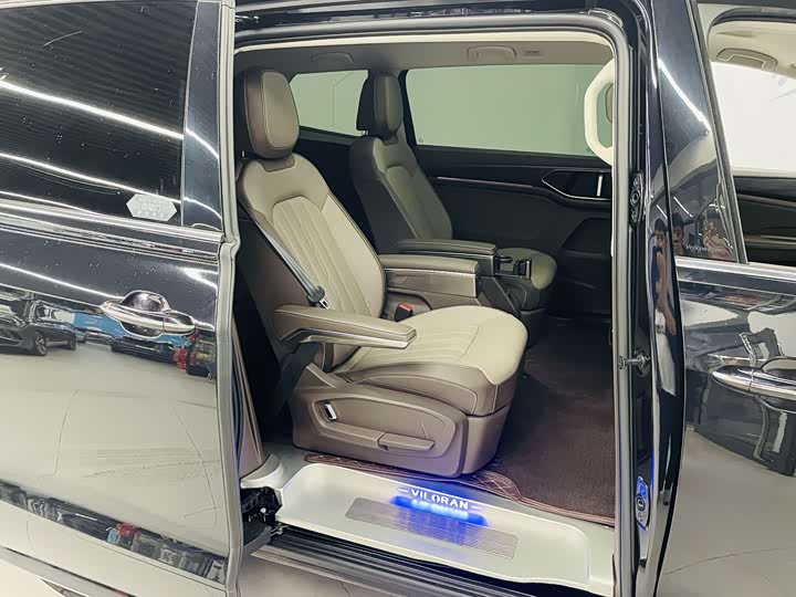 Фото 12 - Volkswagen Viloran