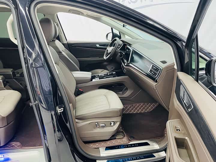 Фото 14 - Volkswagen Viloran