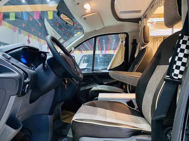 Фото 6 - Ford Transit