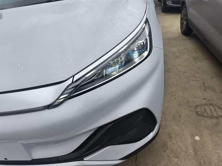 Фото 24 - BYD Yuan Plus