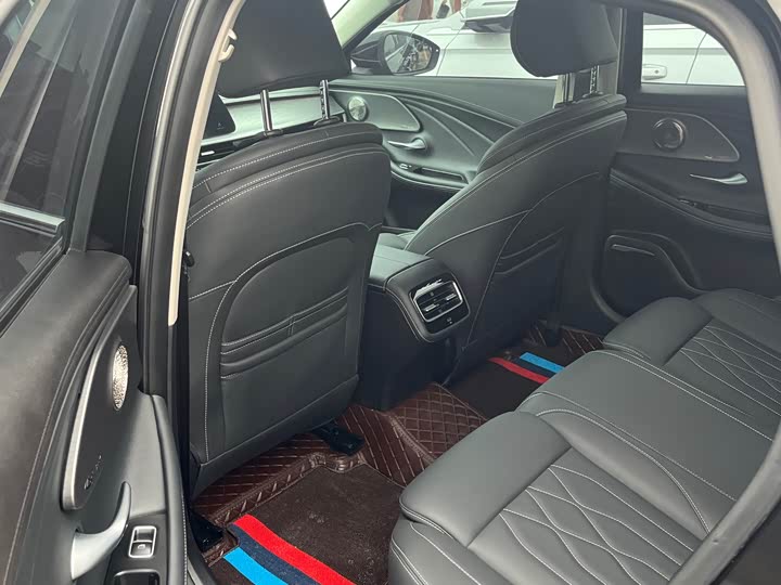 Фото 10 - Chery Arrizo 8