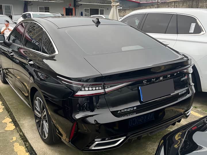 Фото 16 - Chery Arrizo 8