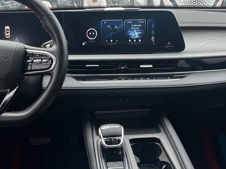 Фото 23 - Chery Arrizo 8