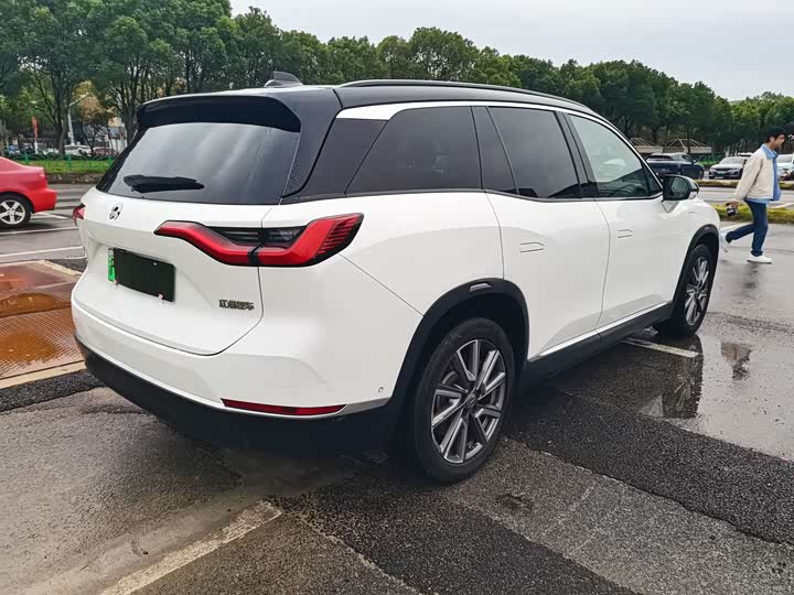 Фото 5 - Nio ES8