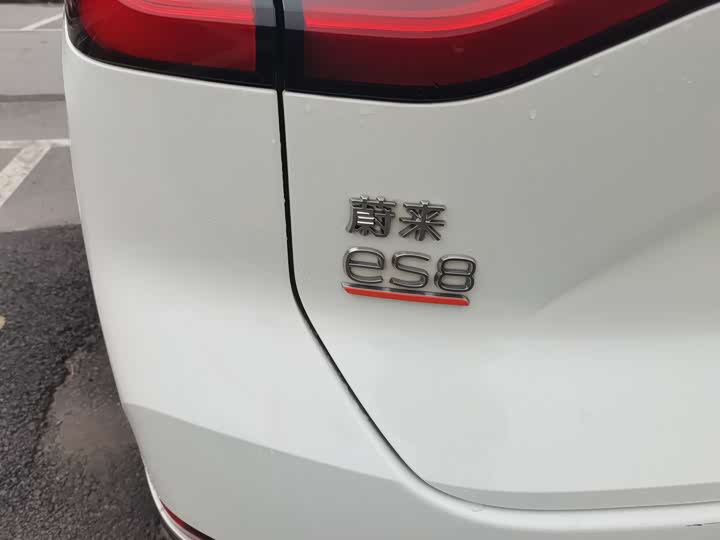 Фото 7 - Nio ES8