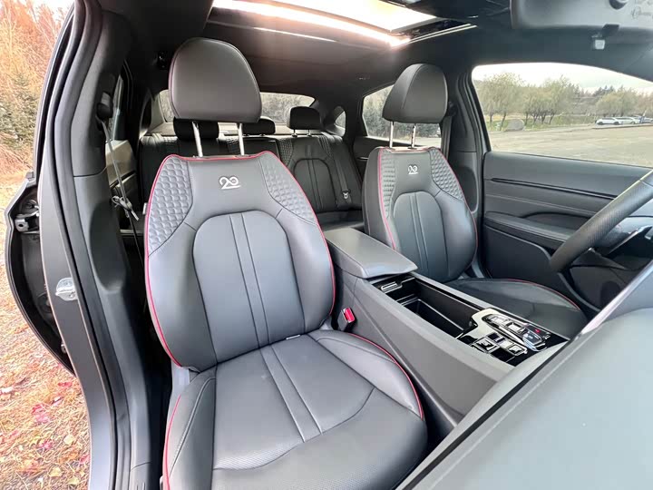 Фото 15 - Hyundai Sonata N Line