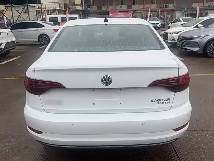Фото 11 - Volkswagen Sagitar L