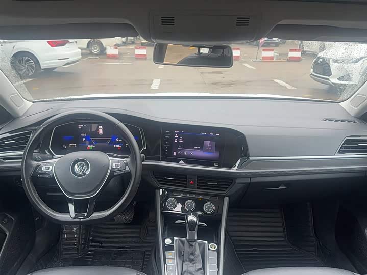 Фото 16 - Volkswagen Sagitar L