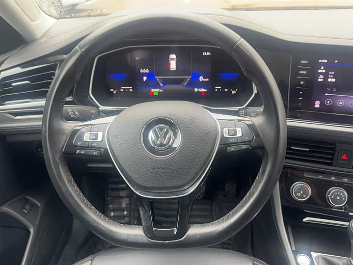 Фото 3 - Volkswagen Sagitar L