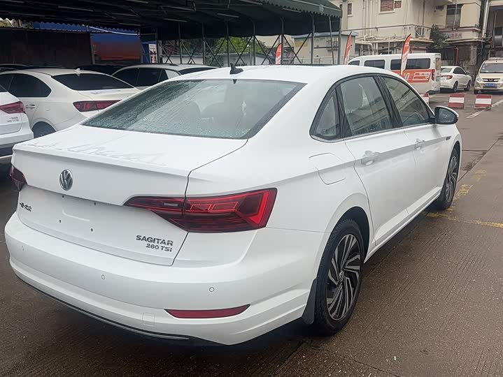 Фото 9 - Volkswagen Sagitar L