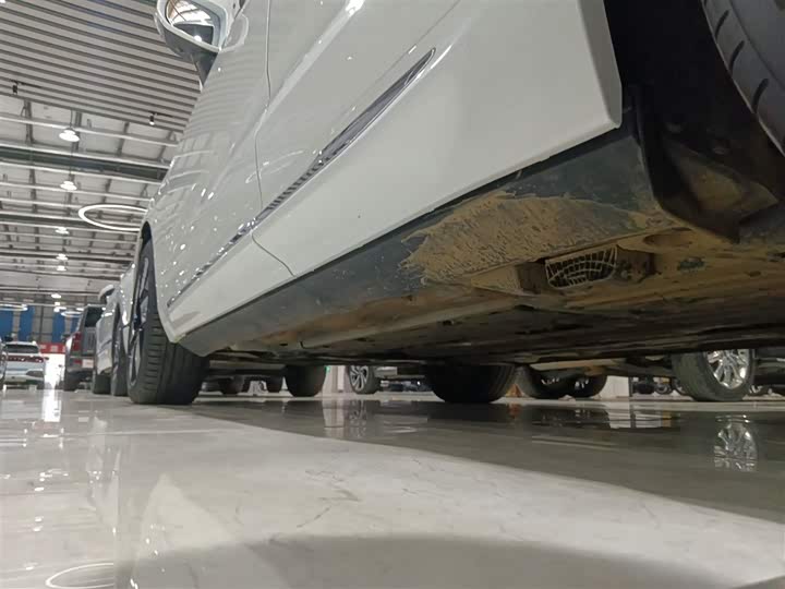 Фото 22 - Volvo XC60 Hybrid