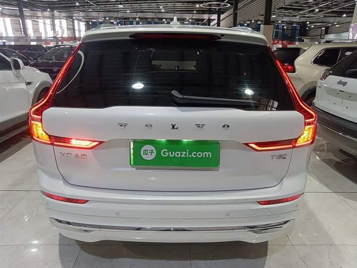 Фото 6 - Volvo XC60 Hybrid