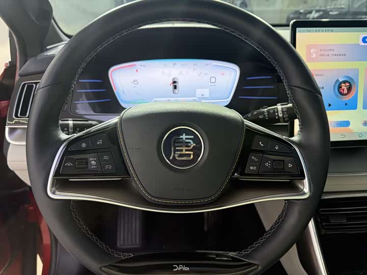 Фото 8 - BYD Tang Hybrid/EV