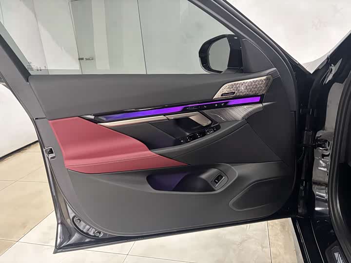 Фото 11 - BMW 5 Series