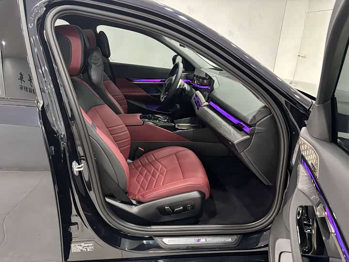 Фото 26 - BMW 5 Series