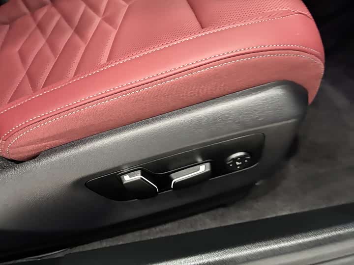 Фото 27 - BMW 5 Series