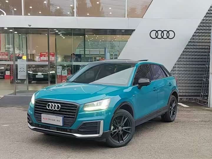 Фото 1 - Audi Q2L