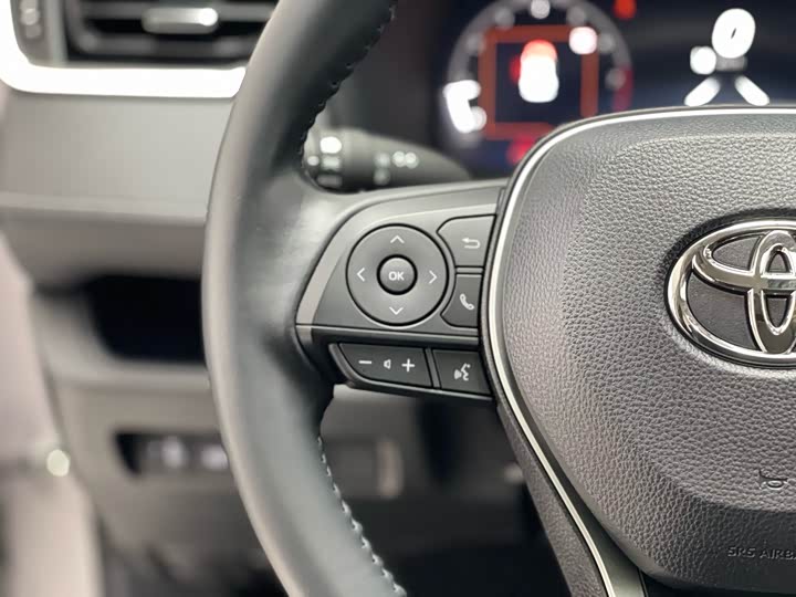 Фото 28 - Toyota Wildlander