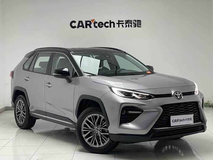 Фото 3 - Toyota Wildlander