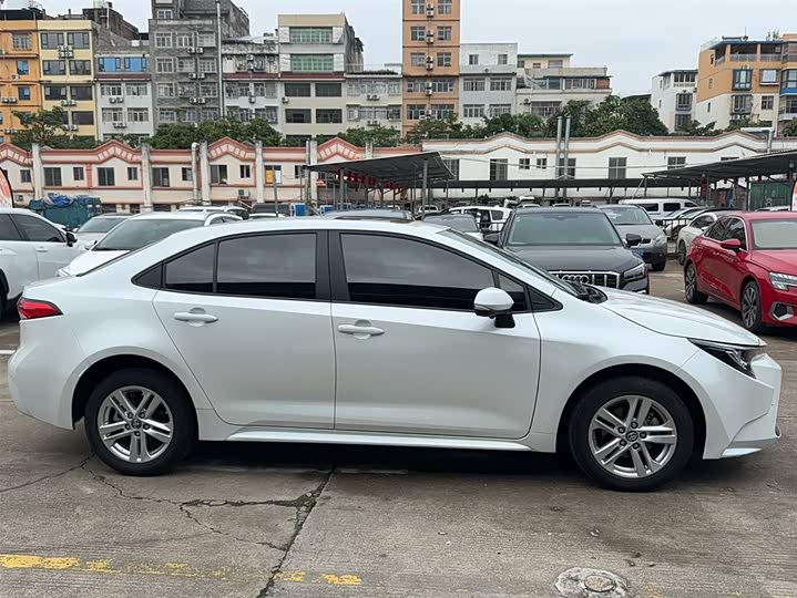 Фото 5 - Toyota Levin