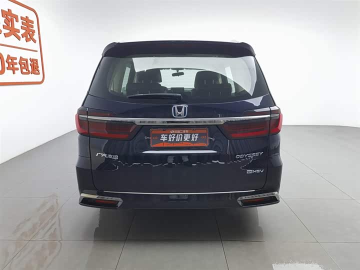 Фото 4 - Honda Odyssey