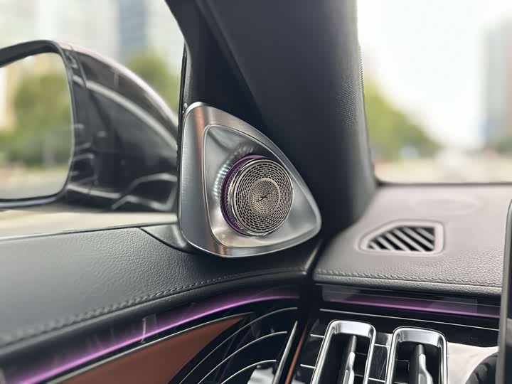 Фото 19 - Mercedes-Benz S-Class