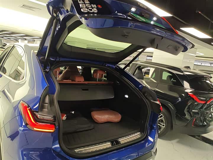 Фото 19 - Nio EC6