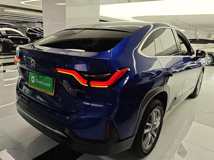 Фото 7 - Nio EC6