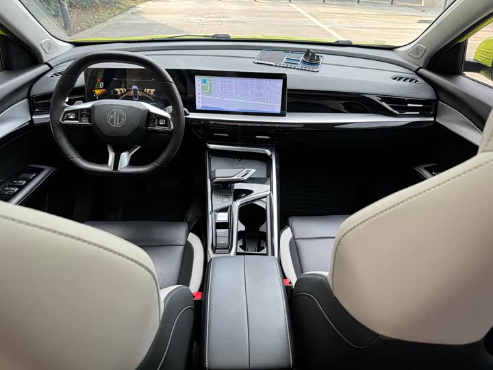 Фото 10 - MG Motor 5 Scorpio