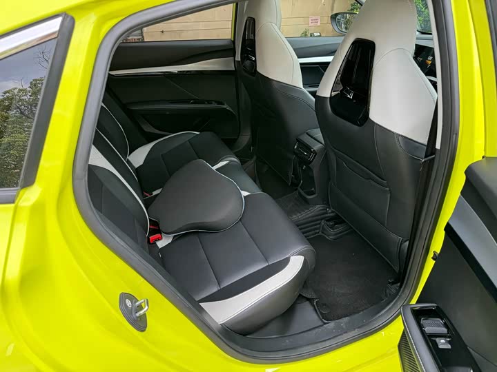 Фото 15 - MG Motor 5 Scorpio