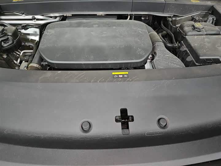 Фото 11 - LiXiang L6