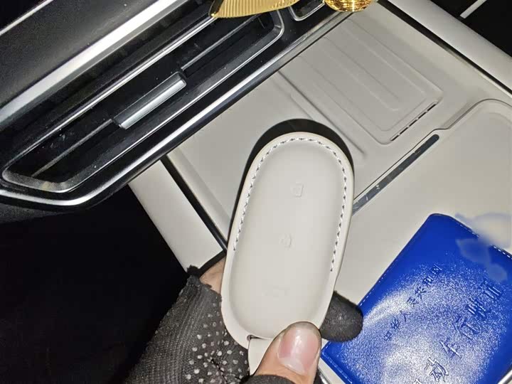 Фото 12 - LiXiang L6