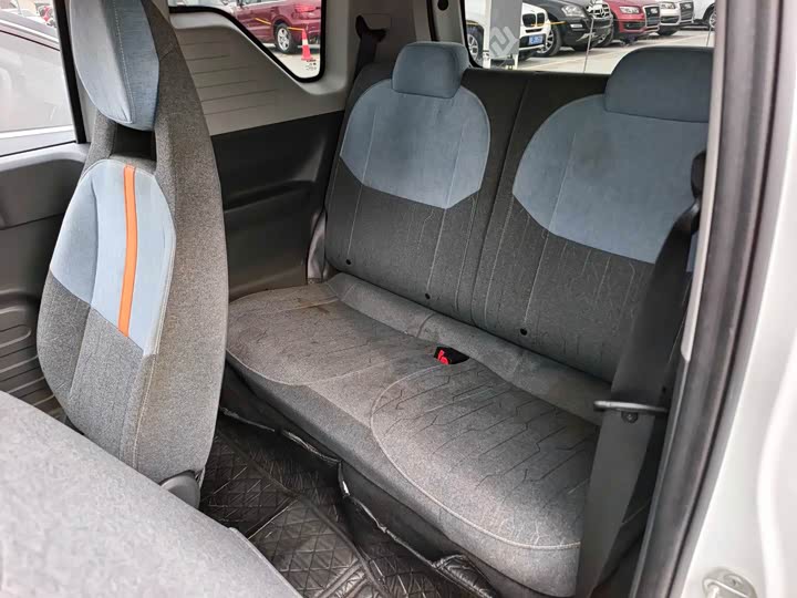 Фото 13 - Geely Galaxy Panda Mini