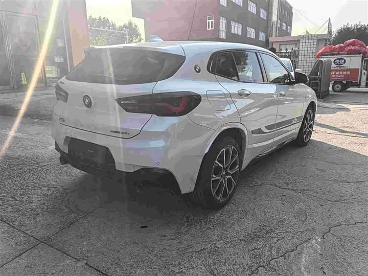 Фото 5 - BMW X2