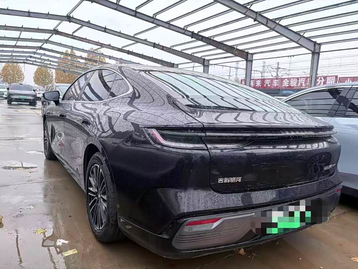 Фото 4 - Geely Galaxy Starshine 8 EM-i