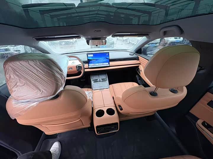 Фото 9 - Geely Galaxy Starshine 8 EM-i