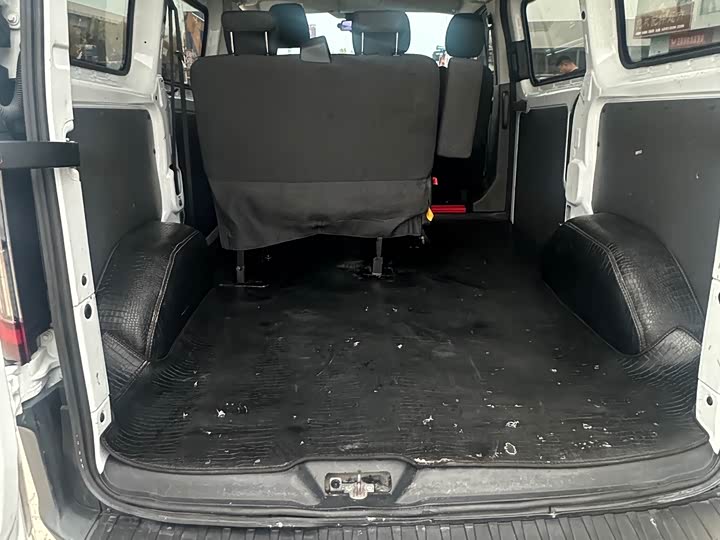 Фото 7 - Ford Transit