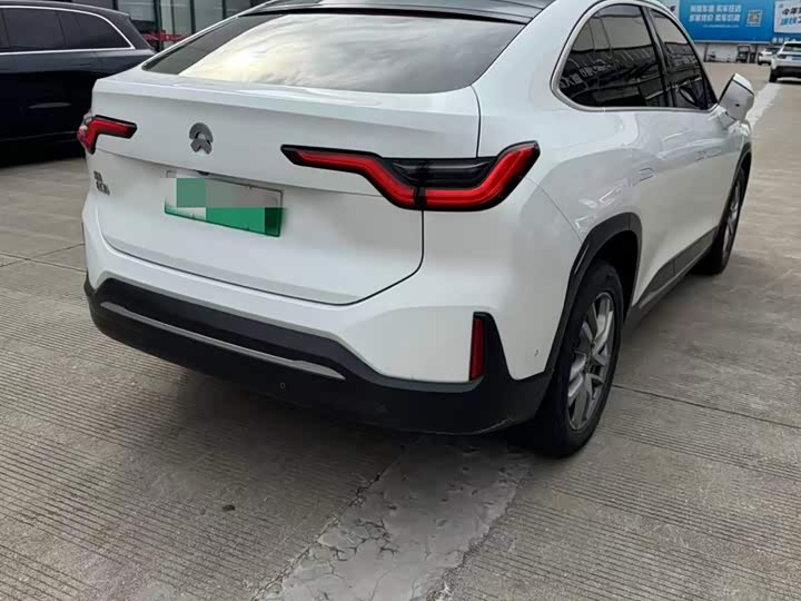 Фото 5 - Nio EC6