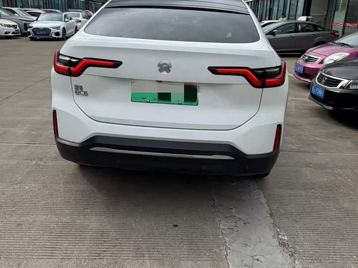 Фото 6 - Nio EC6