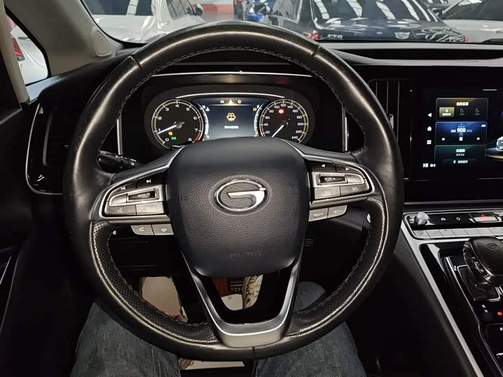 Фото 11 - GAC Trumpchi M8