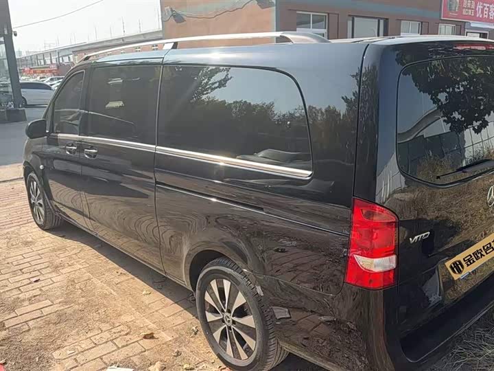 Фото 9 - Mercedes-Benz Vito