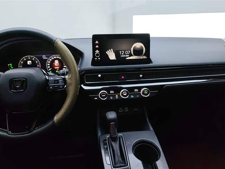 Фото 13 - Honda Civic