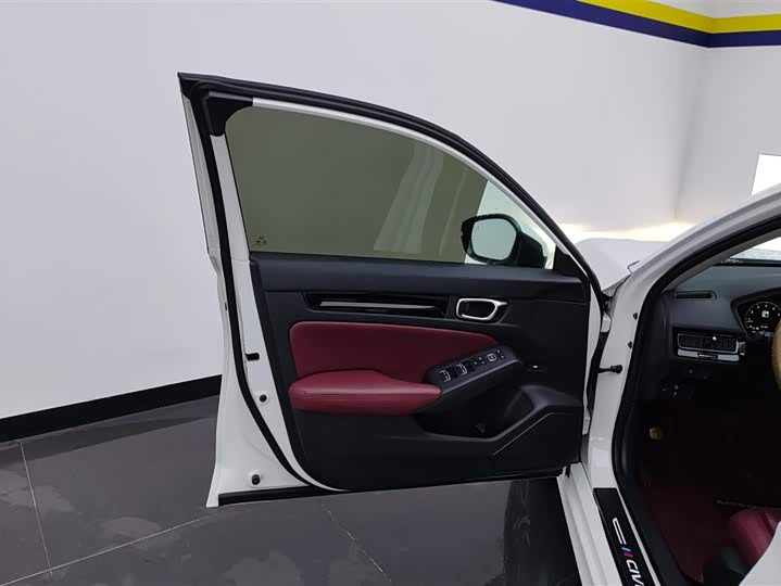 Фото 7 - Honda Civic